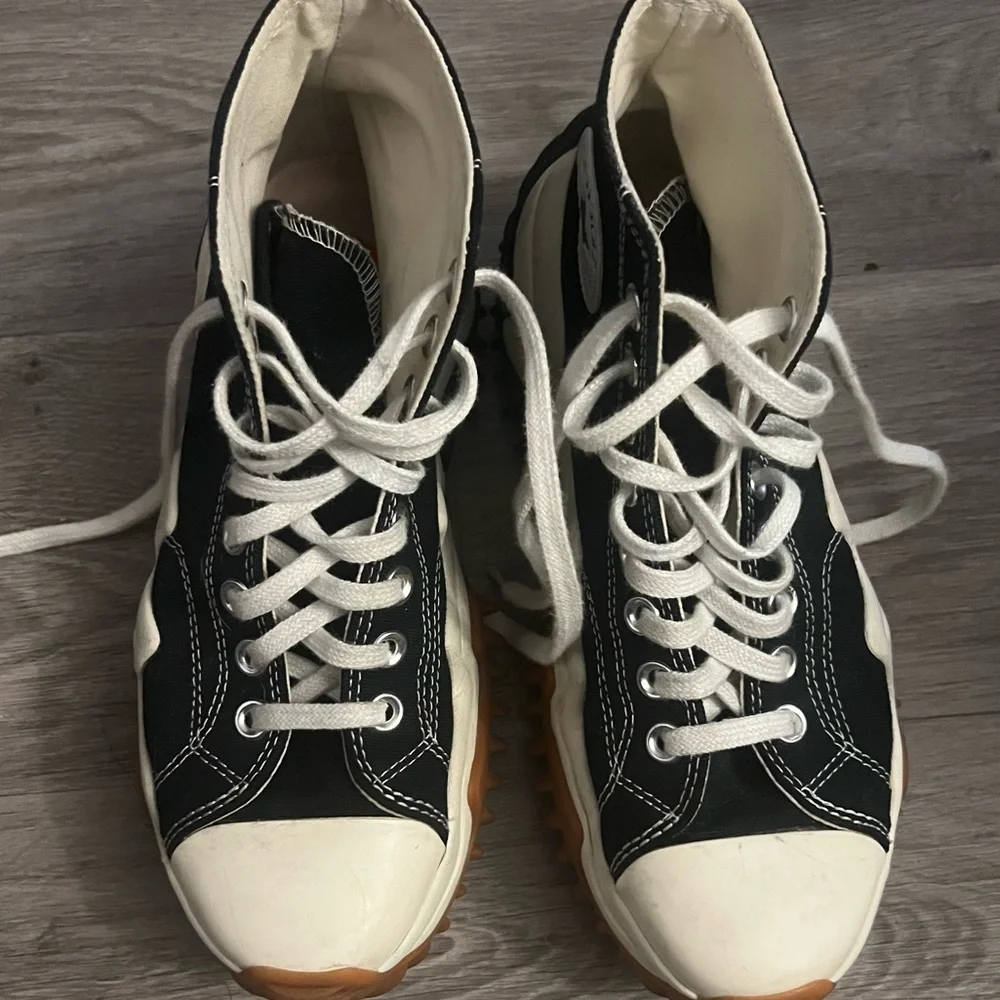 SOLD Converse Run Star Motion Black White Gum - Picture 5 of 5